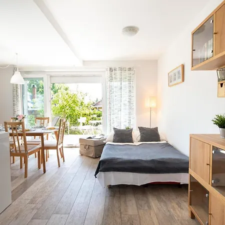 Apartament Medences, Teraszos Uj Apartman Parthoz Koezel *