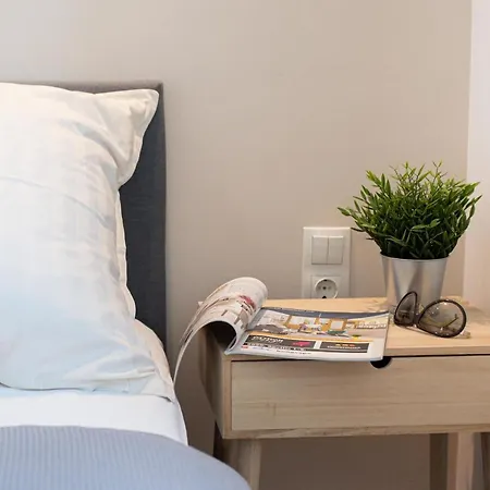 Apartament Medences, Teraszos Uj Apartman Parthoz Koezel *